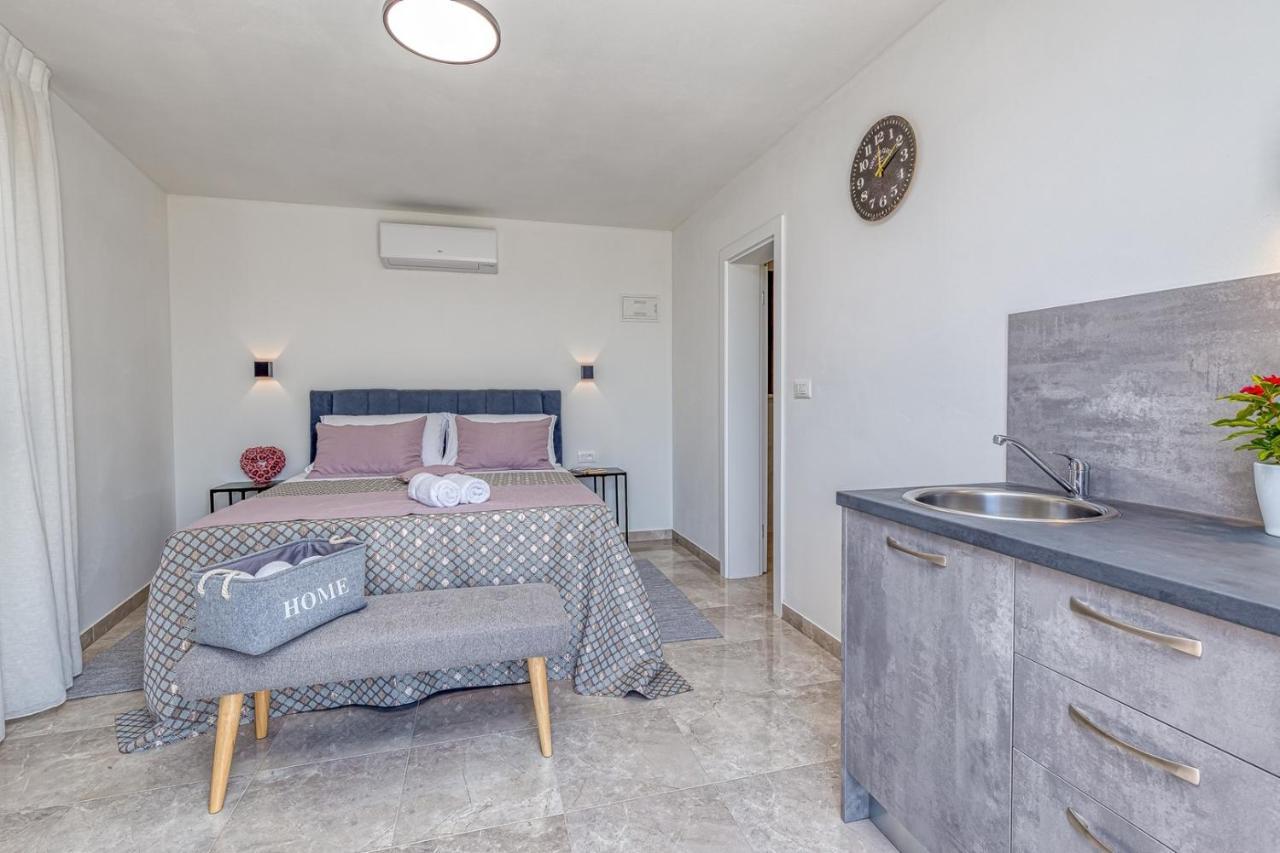 Rooms Nilda Musalez Bagian luar foto