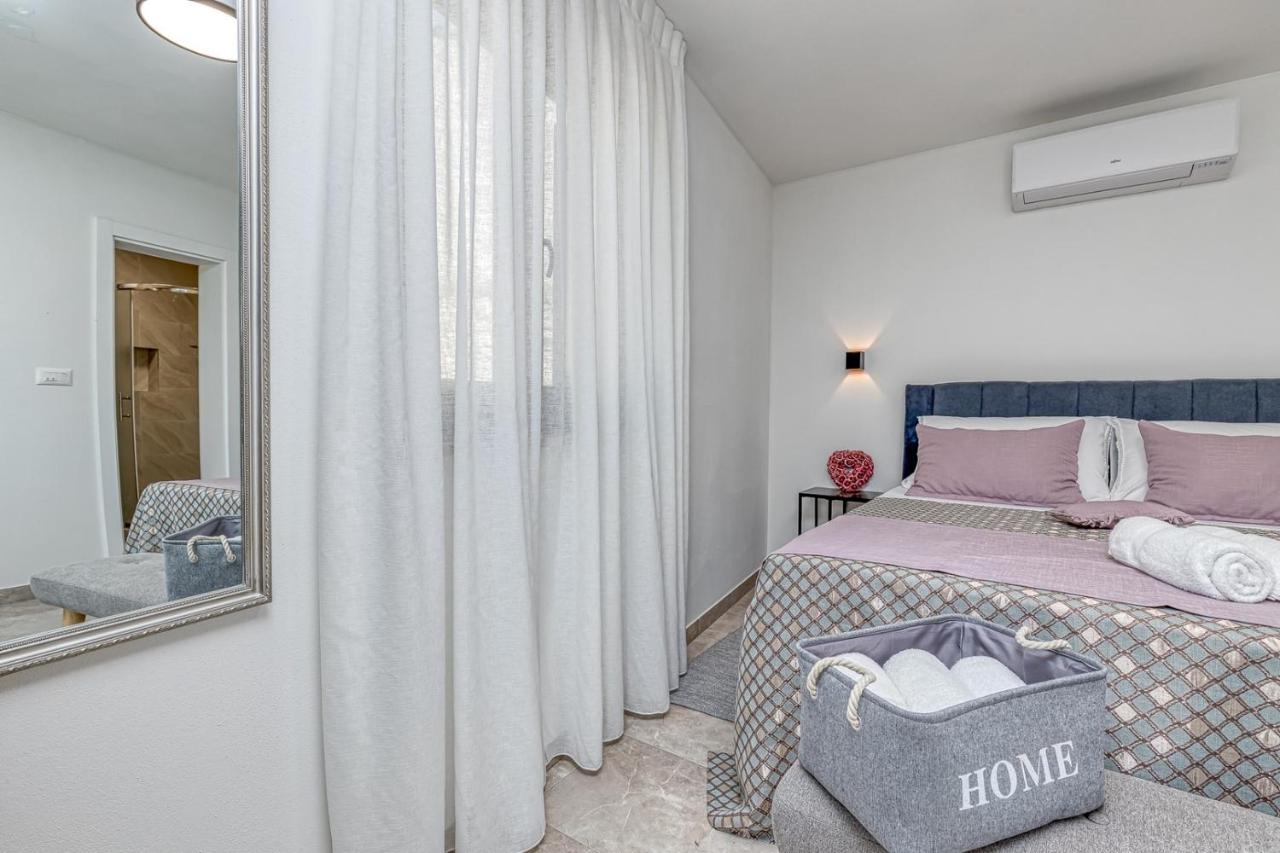 Rooms Nilda Musalez Bagian luar foto