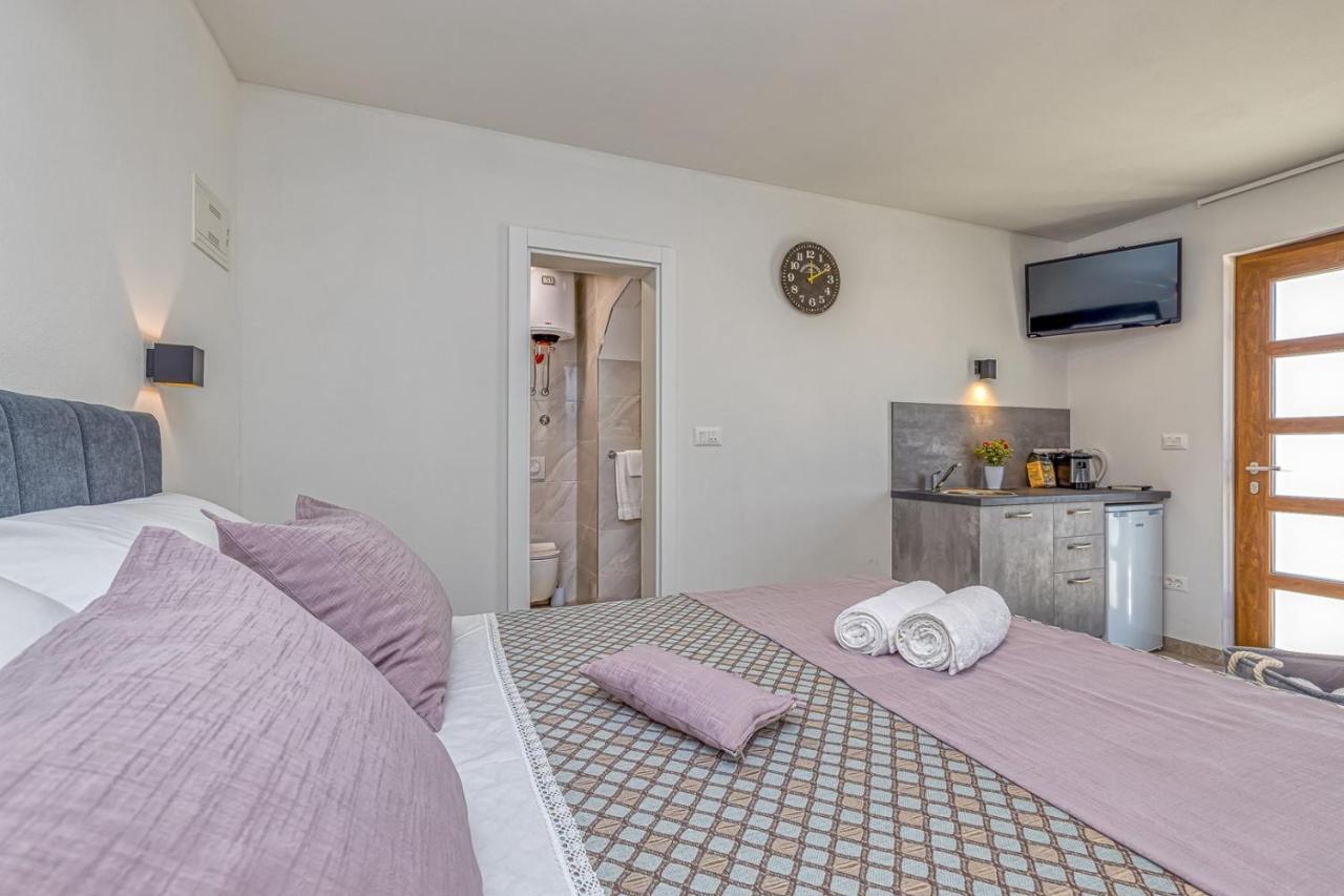 Rooms Nilda Musalez Bagian luar foto
