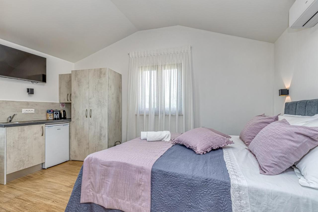 Rooms Nilda Musalez Bagian luar foto